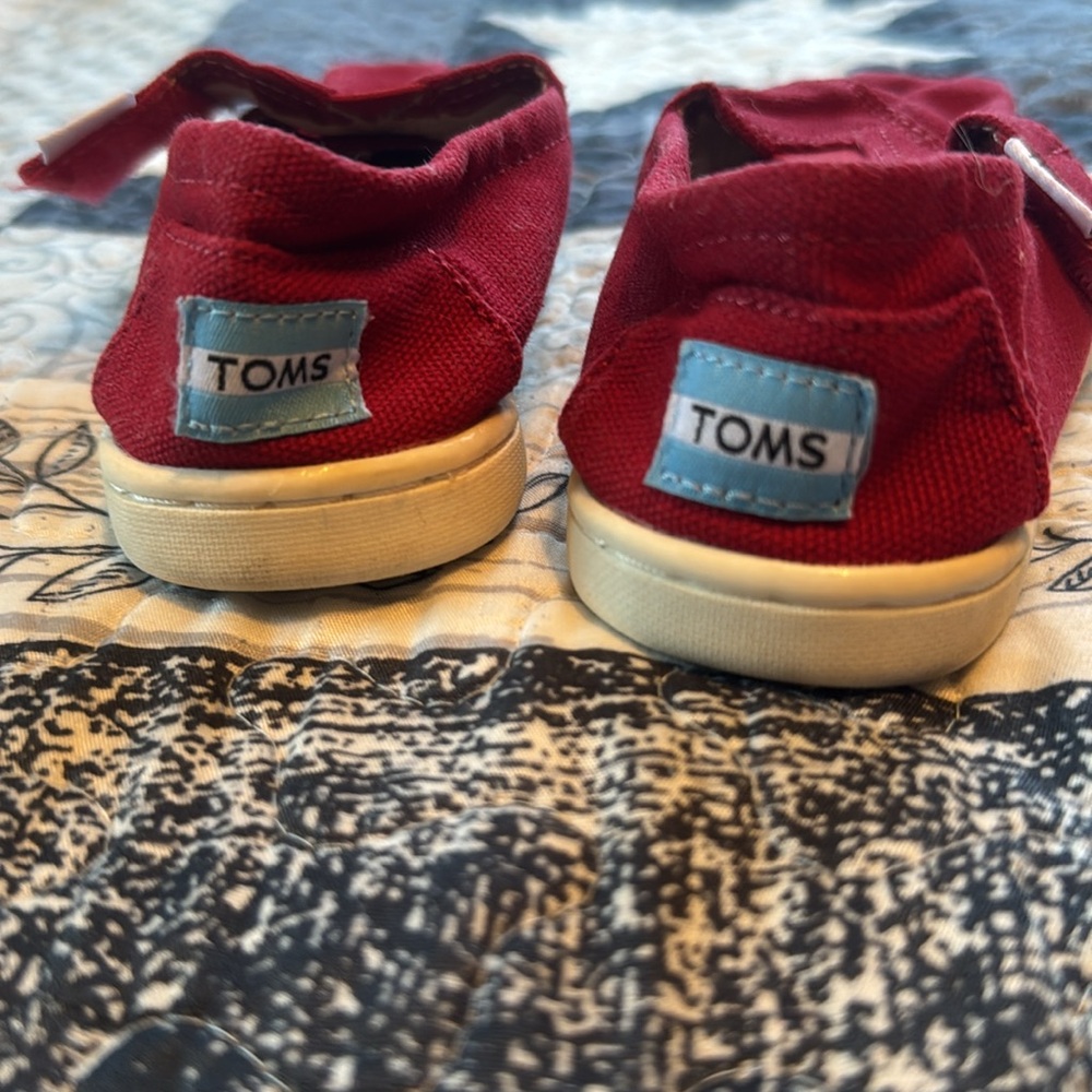 Toms Toddler Sneakers - Picture 6 of 6